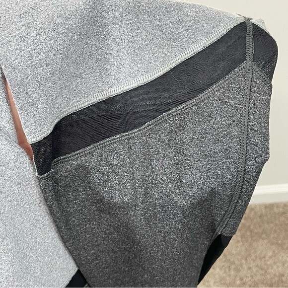 CALIA Carrie Underwood Essential Mesh Colorblock Leggings Size MEDIUM Gray Black - Picture 5 of 8